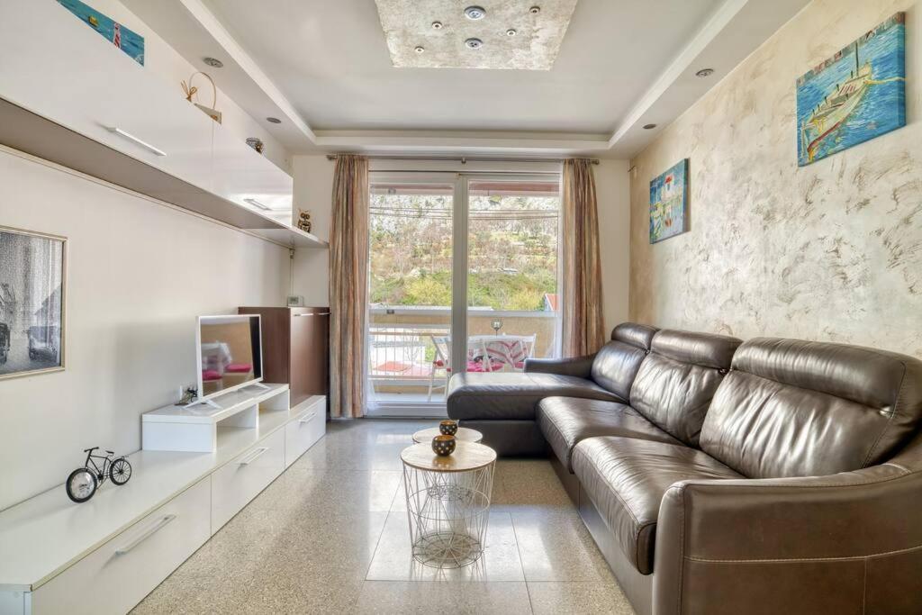 Cozy Nest Apartment- Central And Seaboard With Elevator Kotor Extérieur photo