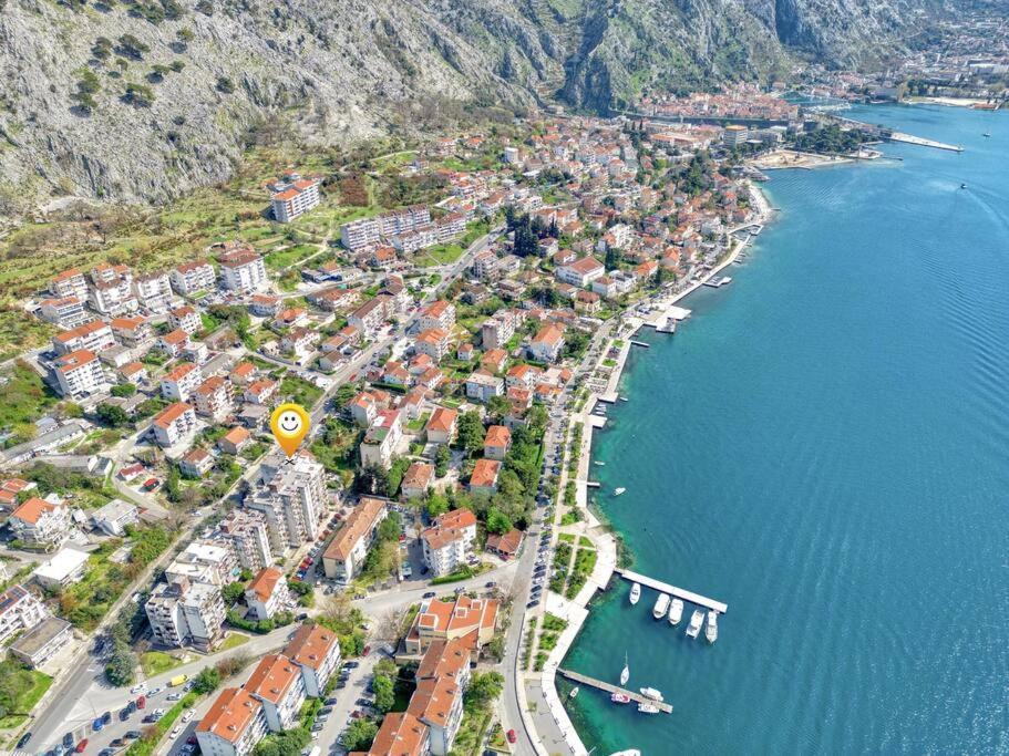 Cozy Nest Apartment- Central And Seaboard With Elevator Kotor Extérieur photo